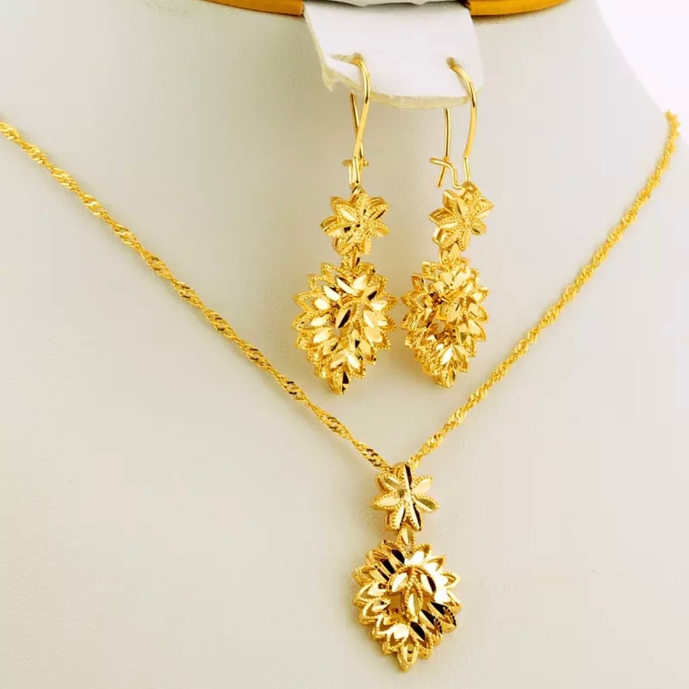 24K Gold Plated  Set with Earrings and Necklace